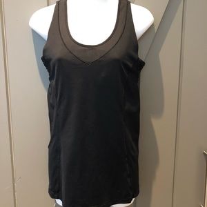 Lululemon top